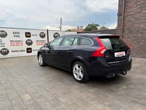 Volvo V60 Hibrid, 220 cp, 2015, 8000 EUR — miniatura 4