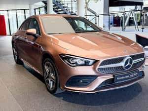 Mercedes-Benz CLA 250 Hibrid 2022, 26.600 km, Auriu — miniatura 3