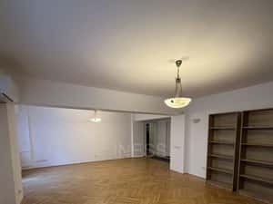 Universitate, aproape de metrou, nemobilat, bloc 1982, etaj1, 106mp — miniatura 4