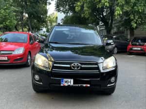 Se vinde toyota rav4 / 2010