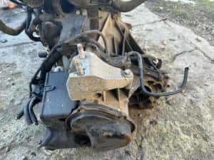 Cutie de viteze manuala Ford Fiesta 6 1.25 Benzina 2012 — miniatura 5