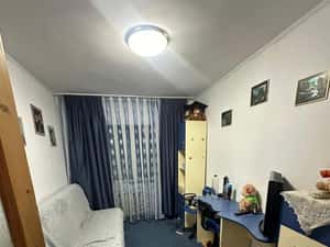 De vanzare apartament cu 4 camere si balcon, mobilat si utilat, 66900e — miniatura 6