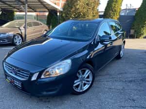 Volvo V60 Diesel 1.6 2011 Manuala - Informatii despre istoricul masinii