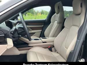 Porsche Taycan - Second Hand 24,600 km — miniatura 4