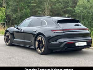 Porsche Taycan - Second Hand 24,600 km — miniatura 5