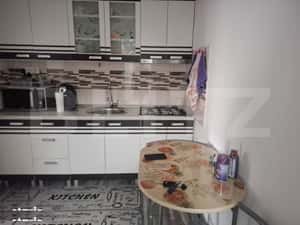 Apartament 3 camere, 63 mp, zona Gaesti