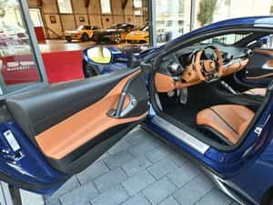 Ferrari 812 - Second Hand, 23.000 km, 319.972 EUR — miniatura 3