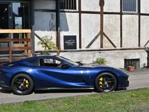 Ferrari 812 - Second Hand, 23.000 km, 319.972 EUR — miniatura 4