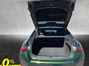 BMW i4 Berlină - 13.744 km - 340 cp - Electric — miniatura 6