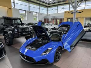 Maserati MC20 - Second Hand, 2000 km, Automată — miniatura 2