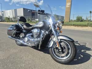 Kawasaki Vulcan VN1700 Nomad Classic Tourer nu voyager sau vaquero — miniatura 4