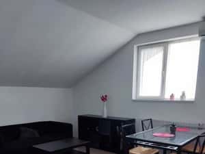 Inchiriere apartament 3 camere Militari Residence