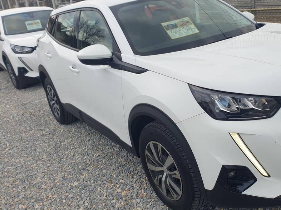 Peugeot 2008 2020 1.5 BlueHDI 102CP Active – 79.920 km — fotografie 1 din 7