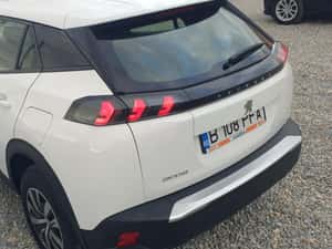 Peugeot 2008 2020 1.5 BlueHDI 102CP Active – 79.920 km — miniatura 6