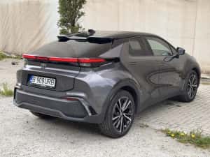 Toyota CHR 1.8 Hybrid 140cp Exclusive 2025 usor avariat — miniatura 4