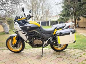 Motoyard vinde QJMOTOR SVT 650X garantie 2 ani fara limita de km ! — miniatura 5