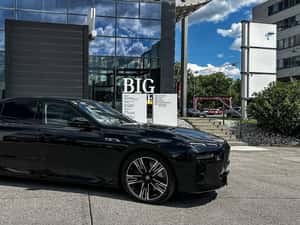 BMW M760e xDrive (G70) – Plug-in Hybrid | 571 CP | Executive Lounge | Individual Merino | Full Option — miniatura 6