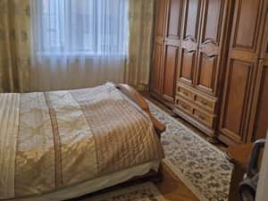 Apartament în asociație (la casă), 3 camere, zona Soarelui