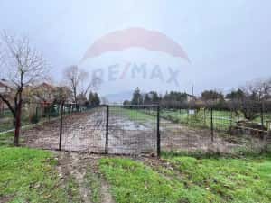 Teren 1427 mp - de vanzare in Mihailesti langa lac Arges