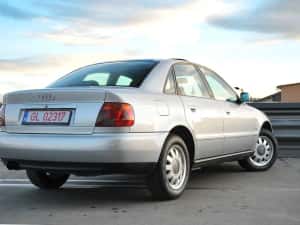 Audi A4, 1995 Atestat vehicol de Epoca, 2,6 benzina, V6 — miniatura 3