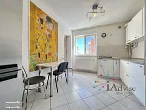 Apartament 2 camere cu strurctura generoasa, Zona Sanpetru — miniatura 3