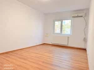 Apartament 2 camere zona 9 mai — miniatura 3