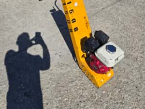 Scarificator Profesional Beton Marca SPE BEF 200-4, cu Motor Honda GX160, stare perfecta — miniatura 1