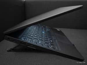 Premium Dell Latitude 5590 | I5 Gen 6 | 8 GB DDR4 RAM 2133MHz | 256GB SSD NVMe X4 | Tastatură Iluminată — miniatura 6