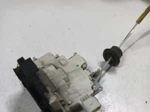 Broasca Usa Dreapta Spate Audi A4 Iii 8Ec, B7 2004 - 2008 8E0839016Aa — miniatura 4