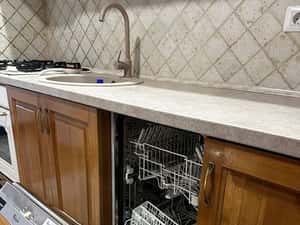 Inchiriez apartament ultracentral/ renovat — miniatura 4