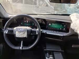 Opel Astra L avariat 1.5 diesel 130 cp 2023 — miniatura 1