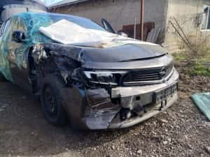 Opel Astra L avariat 1.5 diesel 130 cp 2023 — miniatura 5