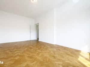 2 camere decomandate, orientare Sud, langa Hilton, Central — miniatura 4