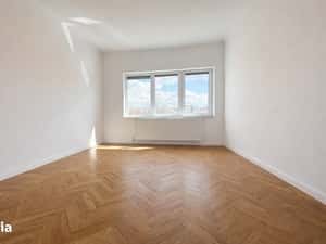 2 camere decomandate, orientare Sud, langa Hilton, Central — miniatura 6