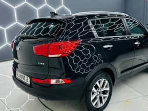 Kia Sportage 2015, 191.000 km, Diesel, 9.990 EUR — miniatura 3