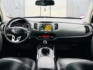 Kia Sportage 2015, 191.000 km, Diesel, 9.990 EUR — miniatura 6