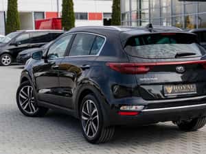 Kia Sportage Facelift 1.6 diesel 136cp mild hybrid — miniatura 3