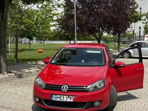 Volkswagen Golf Automată 122 HP Benzină — miniatura 2
