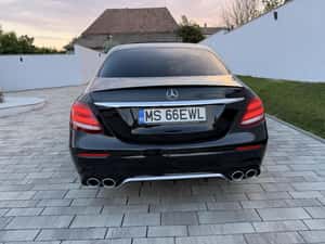 Mercedes-Benz E 400 Automată 340 HP Diesel — miniatura 2