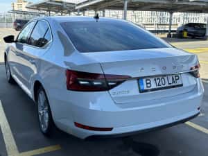 Skoda Superb PLUG IN HYBRID 2022 Electric 218 cp Carte Service 87.000km Automata — miniatura 3