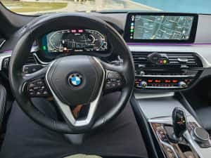 Vand BMW 530 E Plug-In Hybrid, factura cu TVA — miniatura 9