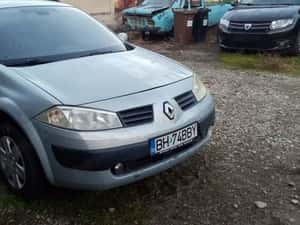 Dezmembrez Renault Megane 2 benzina 1,6 — miniatura 2