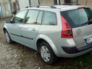 Dezmembrez Renault Megane 2 benzina 1,6 — miniatura 4