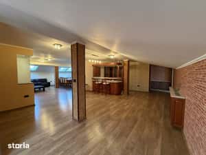 Apartament de vânzare spațios 144 util în Centru zi de zi — miniatura 6