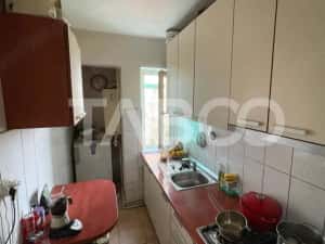 Apartament de vanzare in Vasile Aaron ideal pentru investitie — miniatura 4