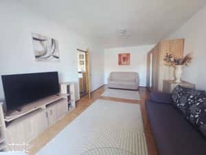 Inchiriez apartament cu parcare Centru Civic Afi Mall — miniatura 1
