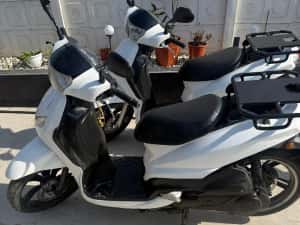 scuter 125 cm3 peugeot tweet