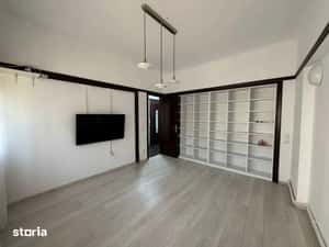Inchiriez apartament 5 camere in vila interbelica — miniatura 4