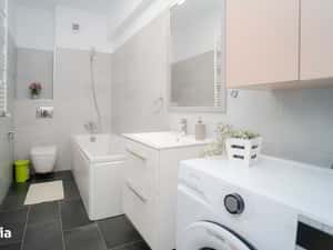 De inchiriat, apartament decomandat + parcare,  Zona Piata Nicolina — miniatura 6