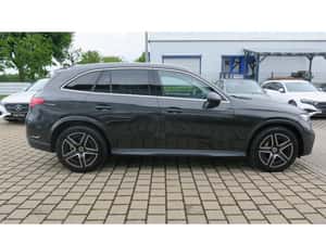 Mercedes-Benz GLC 200 AMG Line 2023 — miniatura 4